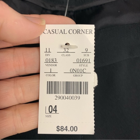 Casual Corner black slacks size 4 NWT Fully lined and great career pants - Picture 3 of 12